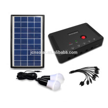 4W mini dc Solar Portable Home Light System Casse en plastique prix du chargeur de générateur de panneaux solaires